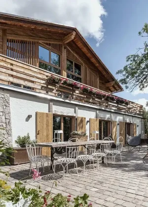 1_VILLA_CANTORINA_WPRELAIS_GIARDINO_1_11zon