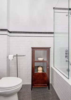 NEWYORK-LIGHTINSOHO-SOHO-BATHROOM1-WPRELAIS