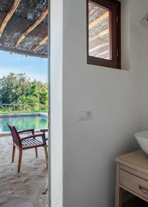 POMPANA-ETRUSCAN-VILLAS-TOSCANA-EXTERNALBATHROOM-WPRELAIS
