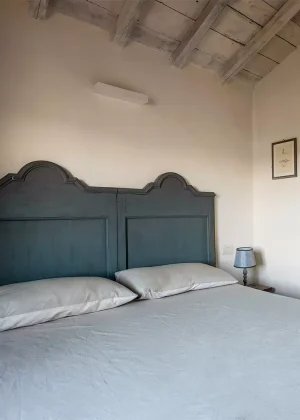 POMPANA RUSTICCHARMCASALE-TOSCANA-BEDROOM1-WPRELAIS