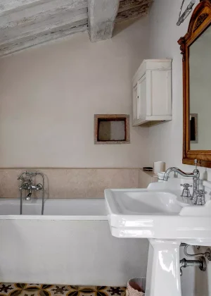 RELAISETRUSCANHOUSE-TOSCANA-POMPANA-BATHROOM3-WPRELAIS
