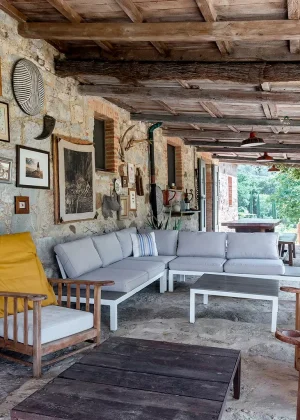 TOSCANA-VALDORCIA-BORGOVIGNALUNGA-PATIO-WPRELAIS