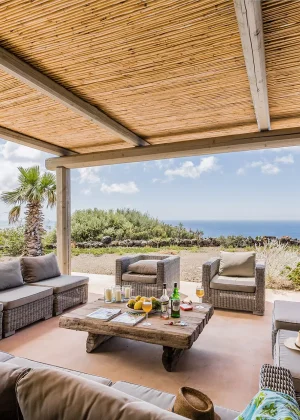 WPRELAIS-DAMMUSIPOSIDONIA-PANTELLERIA-SICILIA-EXTERNALLIVING-ORIZ