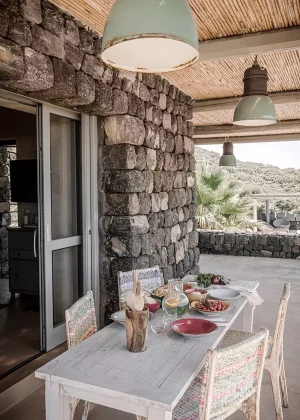 WPRELAIS-DAMMUSIPOSIDONIA-PANTELLERIA-SICILIA-TERRACE