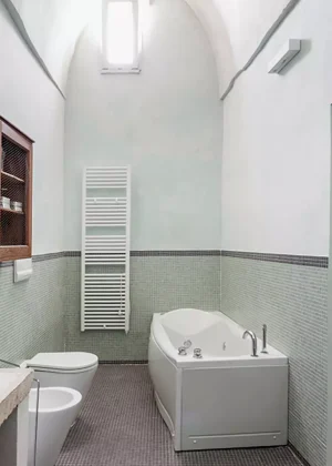WPRELAIS- LOCANDAFIOREDIZAGARA-PUGLIA-BATHROOM3