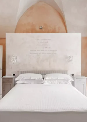 WPRELAIS- LOCANDAFIOREDIZAGARA-PUGLIA-BEDROOM2