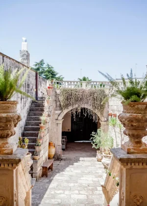WPRELAIS- LOCANDAFIOREDIZAGARA-PUGLIA-ENTRANCE